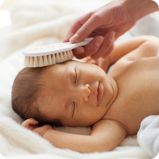 Baby Haare pflegen